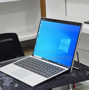 New Laptop HP Elite X2 G8 8GB Intel Core i5 SSD 256GB