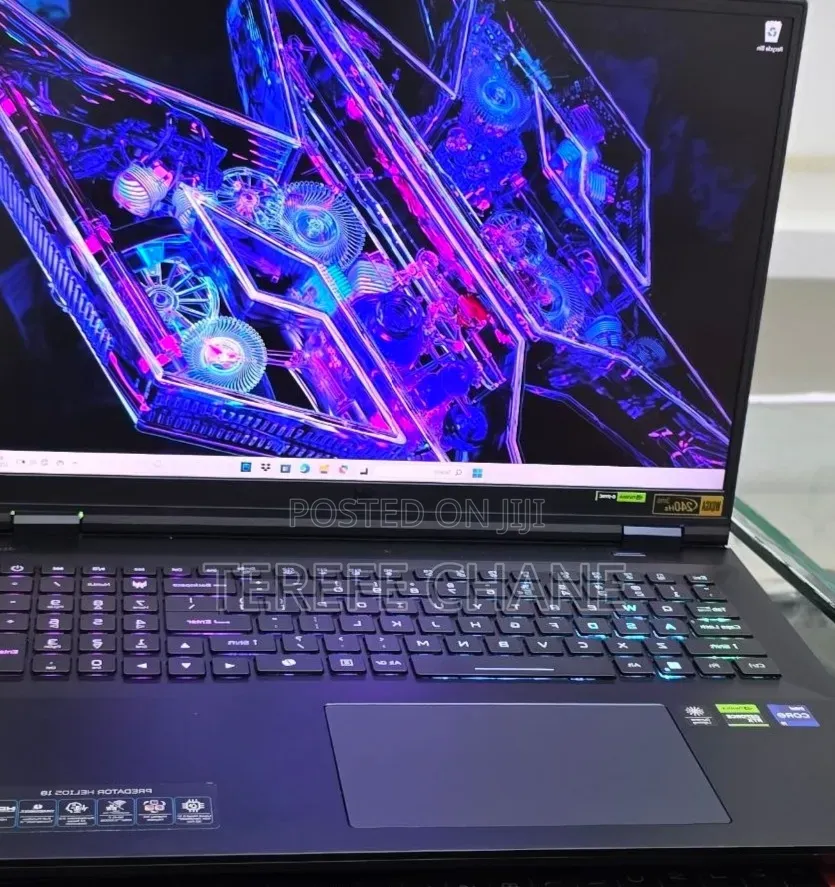 New Laptop Acer Predator Helios 18 PH18-71 32GB Intel Core i9 SSD 1T