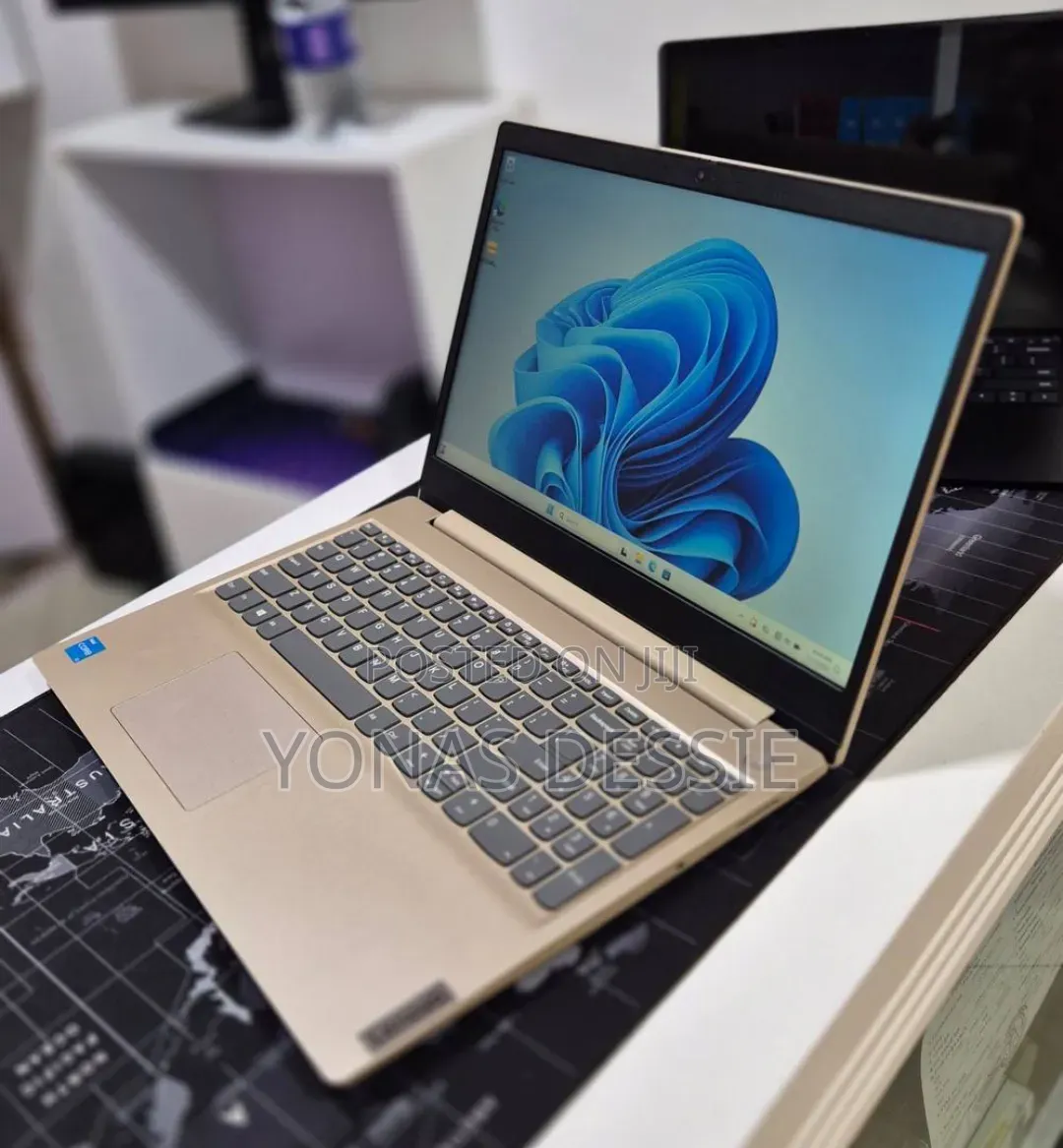 Laptop Lenovo Ideapad 3 8GB Intel Core i3 SSD 256GB