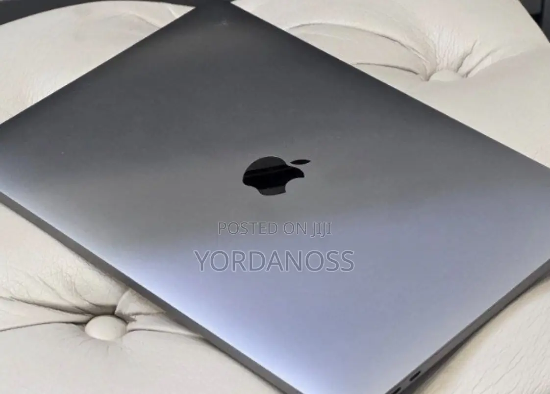 New Laptop Apple MacBook Pro 2019 16GB Intel Core i7 SSD 512GB