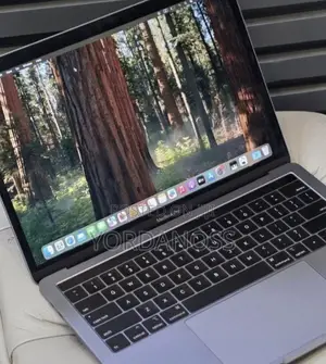 New Laptop Apple MacBook Pro 2019 16GB Intel Core i7 SSD 512GB