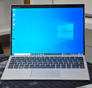 New Laptop HP X2 8GB Intel Core i5 SSD 256GB
