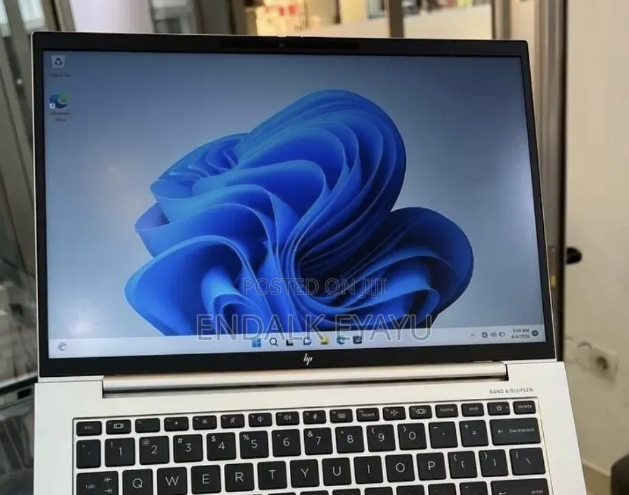 New Laptop HP EliteBook 840 G9 16GB Intel Core i7 SSD 512GB