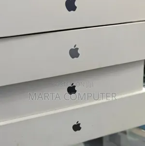 New Laptop Apple MacBook Air 2025 M4 16GB Apple M5 SSD 512GB
