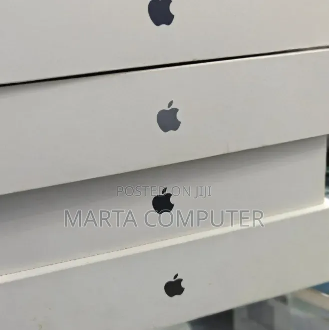 New Laptop Apple MacBook Air 2025 M4 16GB Apple M5 SSD 512GB