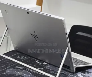 New Laptop HP Elite X2 G8 8GB Intel Core i5 SSD 256GB