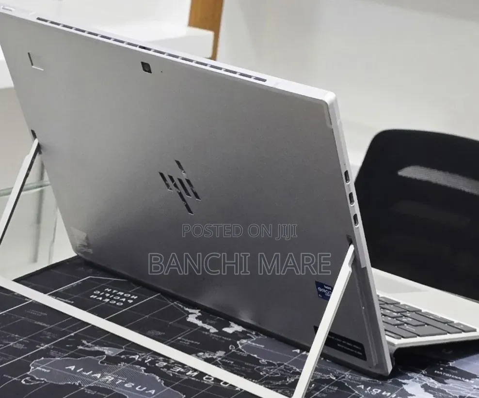 New Laptop HP Elite X2 G8 8GB Intel Core i5 SSD 256GB