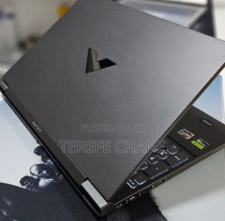 New Laptop HP Victus 15 16GB AMD Ryzen 7 SSD 512GB