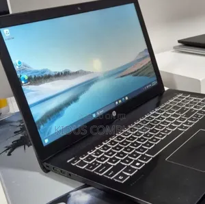 New Laptop HP Pavilion 15 8GB Intel Core i7 SSD 256GB