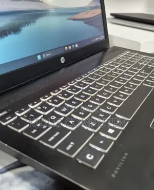 New Laptop HP Pavilion 15 8GB Intel Core i7 SSD 256GB