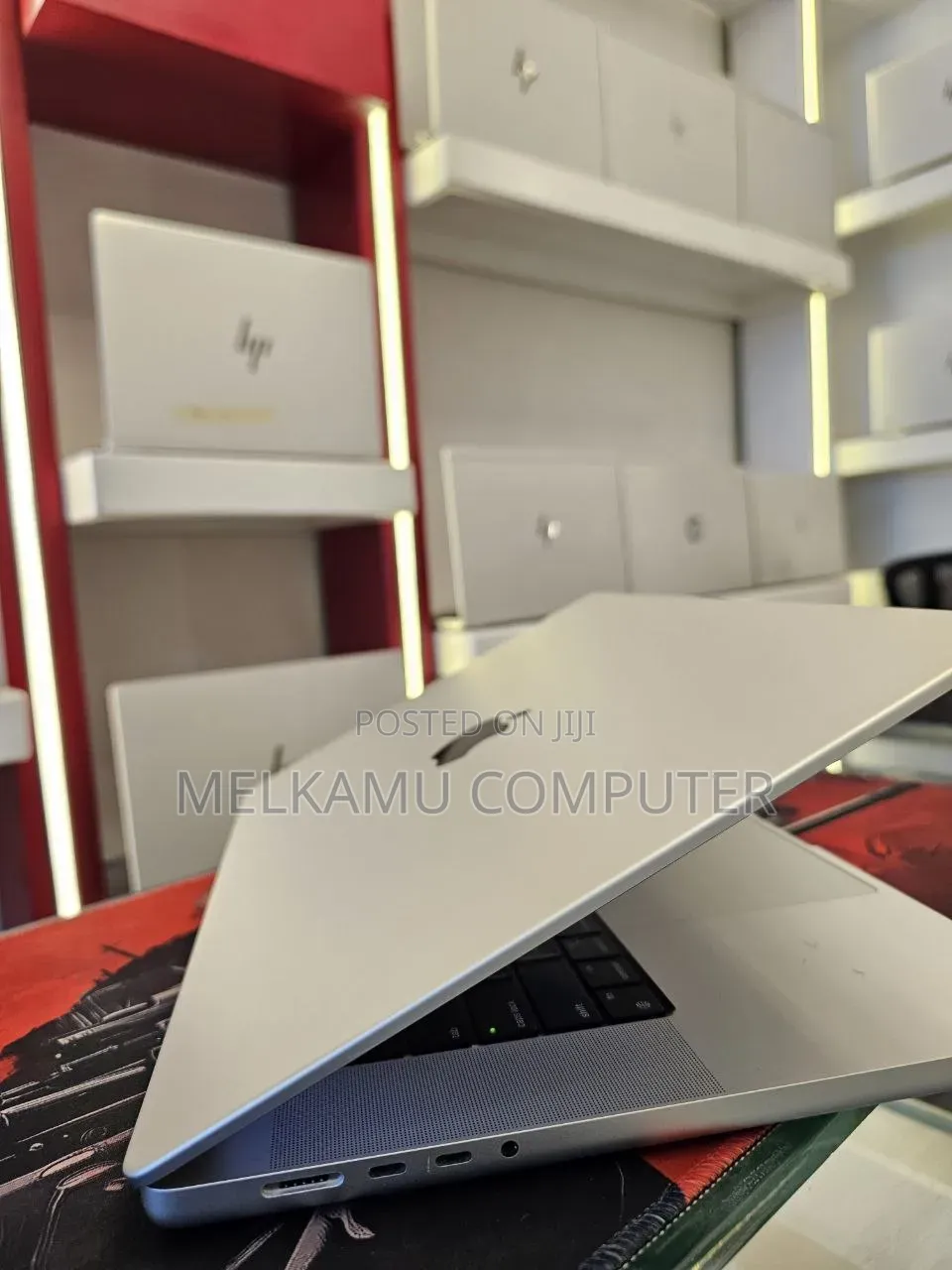 New Laptop Apple MacBook Pro 2021 M1 16GB Apple M1 SSD 512GB