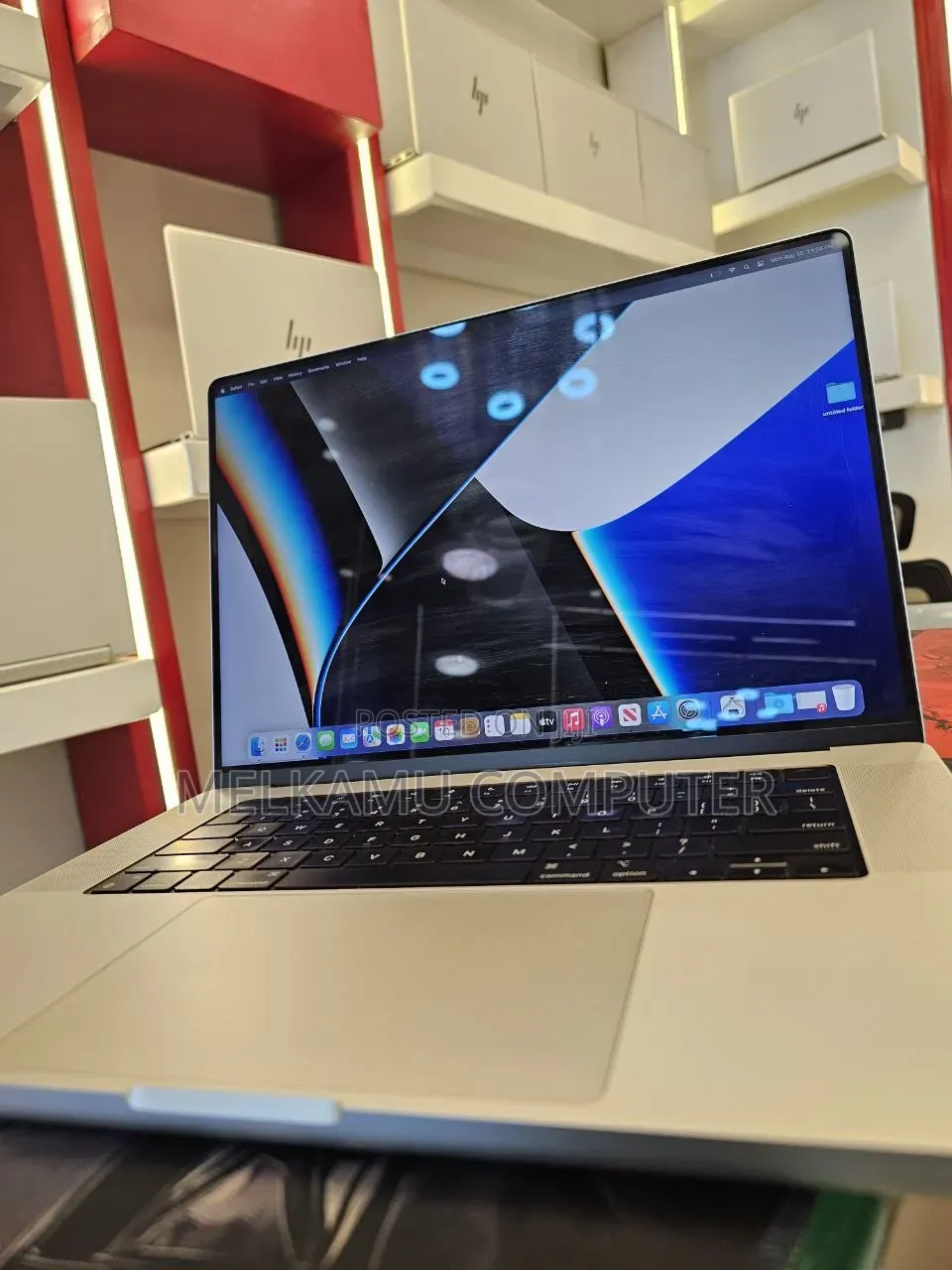 New Laptop Apple MacBook Pro 2021 M1 16GB Apple M1 SSD 512GB