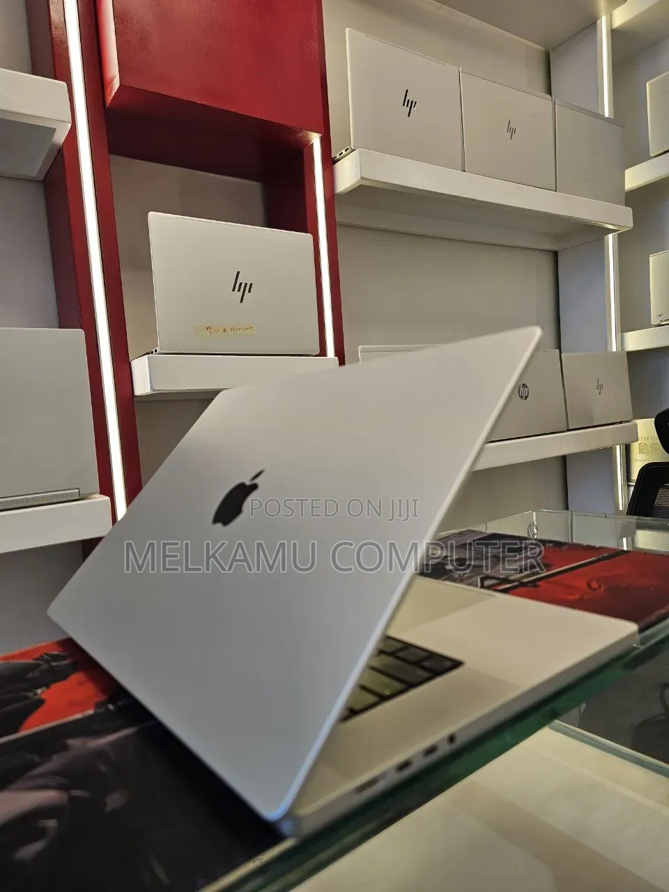 New Laptop Apple MacBook Pro 2021 M1 16GB Apple M1 SSD 512GB