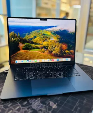 New Laptop Apple MacBook Air 2024 M3 8GB Apple M3 SSD 256GB