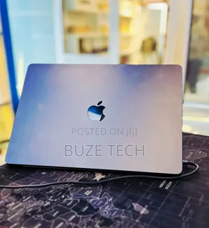 New Laptop Apple MacBook Air 2024 M3 8GB Apple M3 SSD 256GB