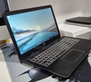 New Laptop HP Pavilion 14 8GB Intel Core i7 SSD 256GB
