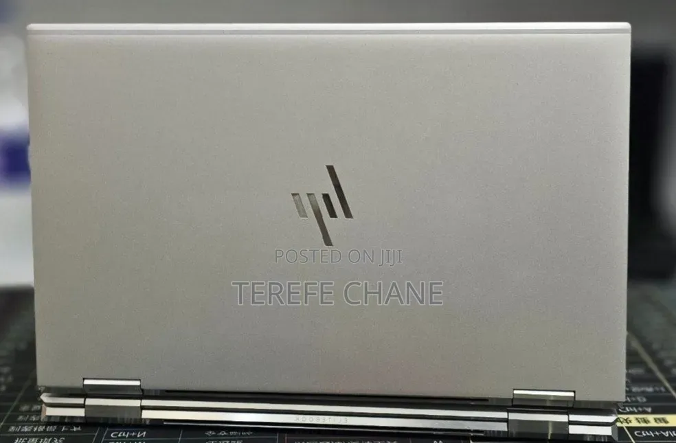 New Laptop HP EliteBook 1040 G8 16GB Intel Core i7 SSD 512GB