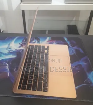 New Laptop Apple MacBook Air 2020 M1 8GB Apple M1 SSD 256GB