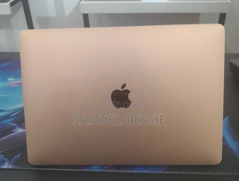 New Laptop Apple MacBook Air 2020 M1 8GB Apple M1 SSD 256GB