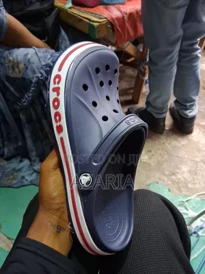 Crocs Shose