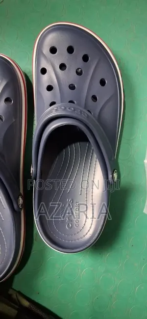 Crocs Shose