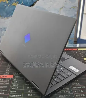 New Laptop HP Omen 15 16GB AMD Ryzen 7 SSD 512GB