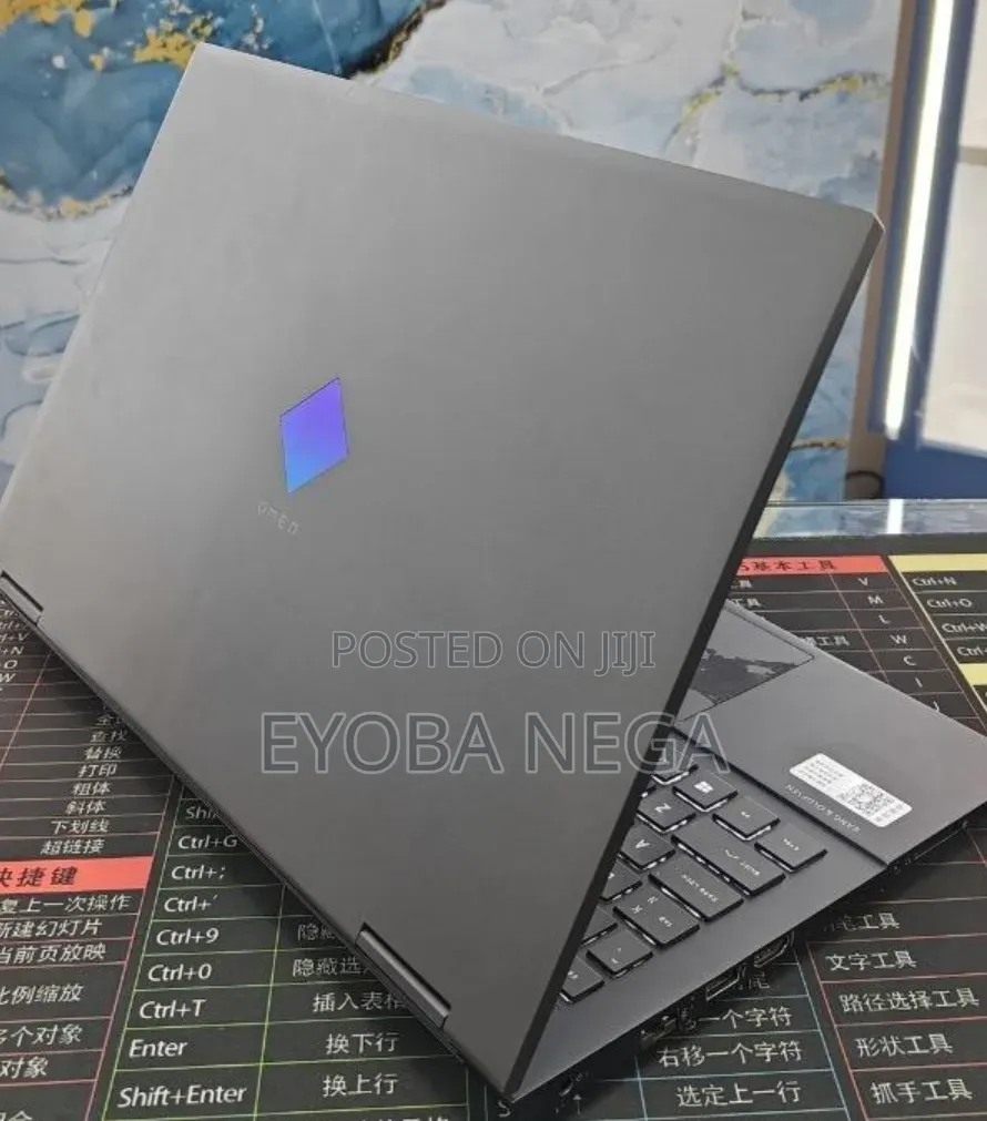 New Laptop HP Omen 15 16GB AMD Ryzen 7 SSD 512GB