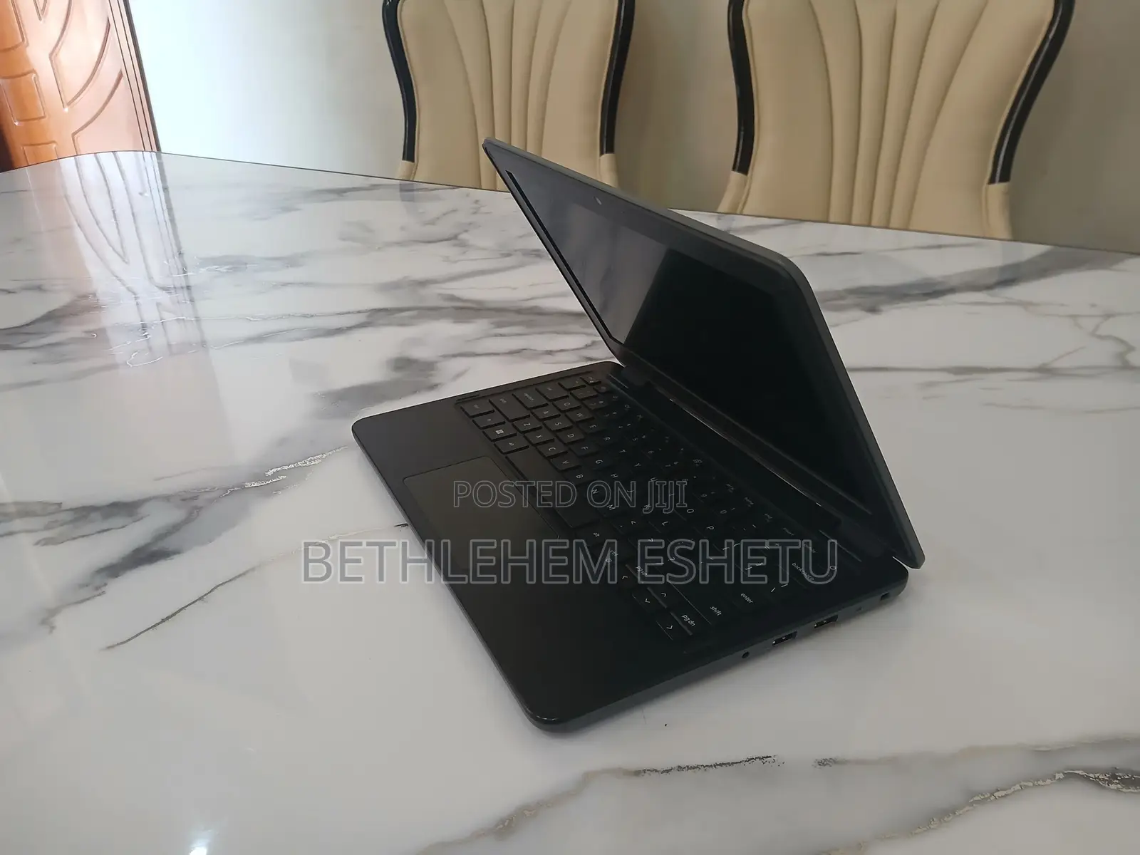 Laptop Dell Latitude 3120 4GB Intel HDD+SSD 256GB