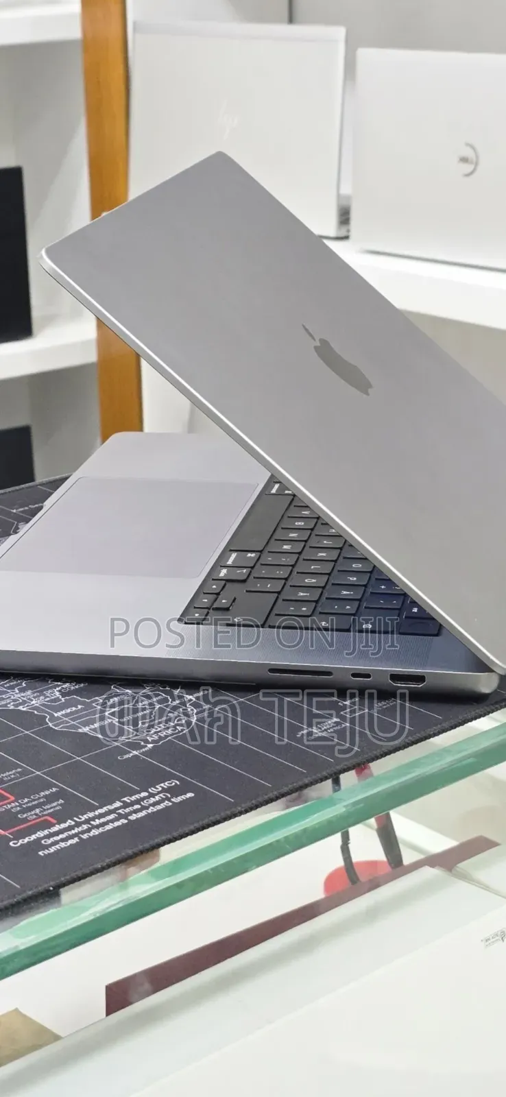 New Laptop Apple MacBook Pro 2021 M1 Max 32GB Apple M1 SSD 512GB
