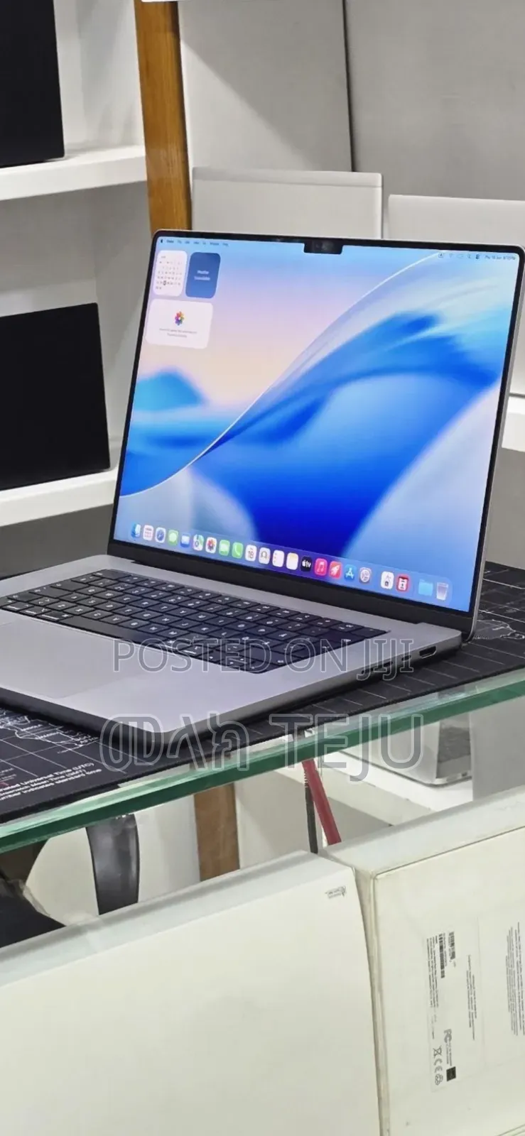 New Laptop Apple MacBook Pro 2021 M1 Max 32GB Apple M1 SSD 512GB
