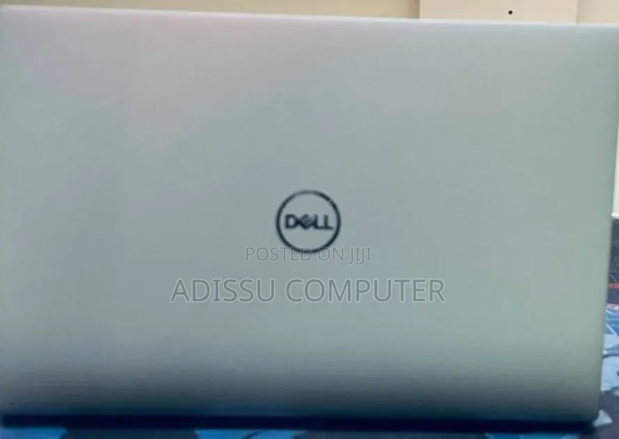 New Laptop Dell XPS 15 16GB Intel Core i5 SSD 512GB