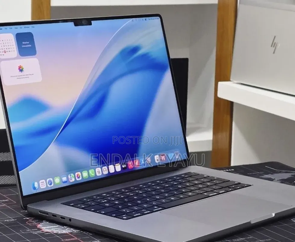 New Laptop Apple MacBook Pro 2021 M1 Max 32GB Apple M1 Max SSD 512GB