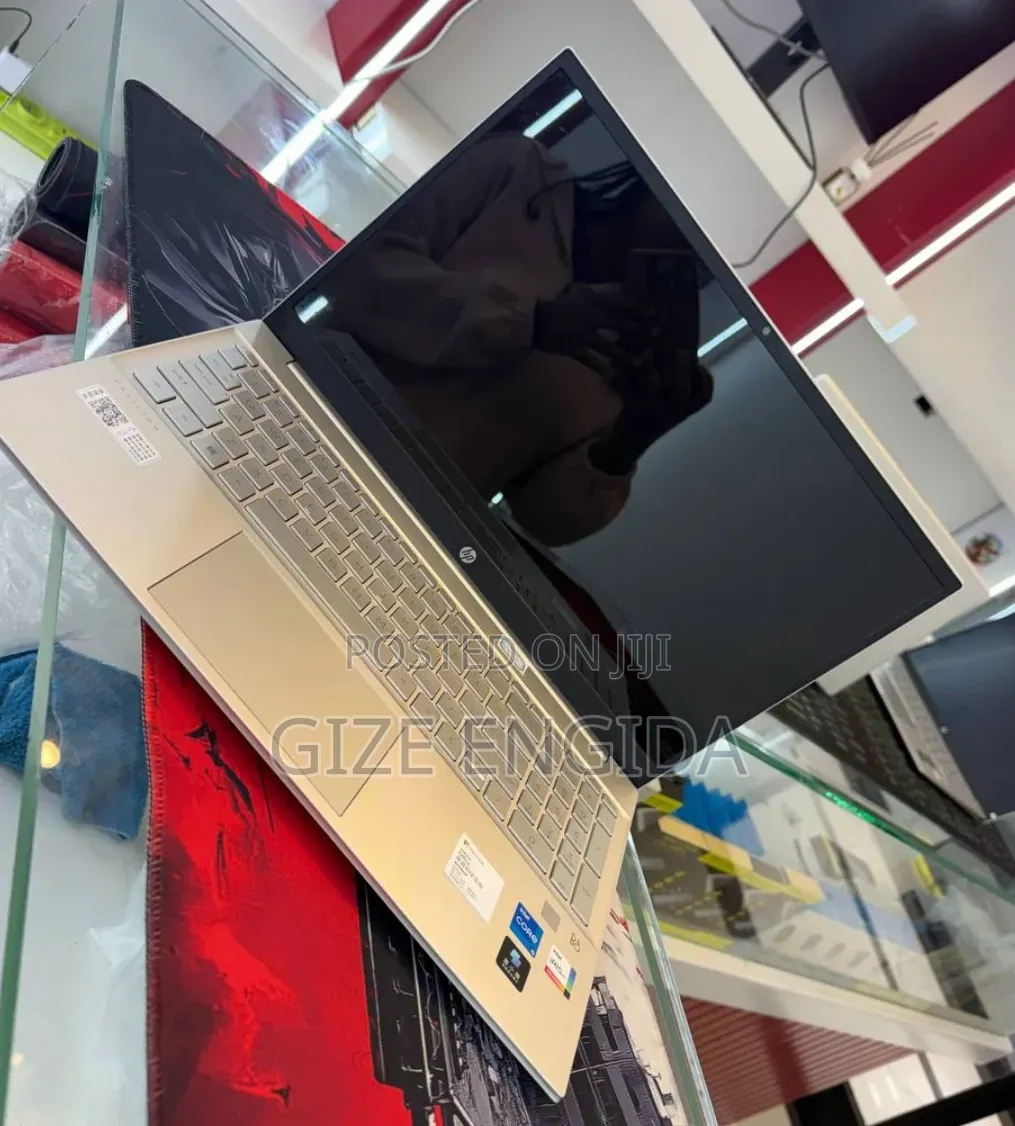 New Laptop HP Pavilion 14 16GB Intel Core i5 SSD 512GB