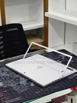 New Laptop HP Elite X2 1012 8GB Intel Core i5 SSD 256GB