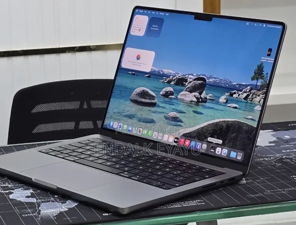 New Laptop Apple MacBook Pro 2021 M1 32GB Apple M1 Pro SSD 512GB
