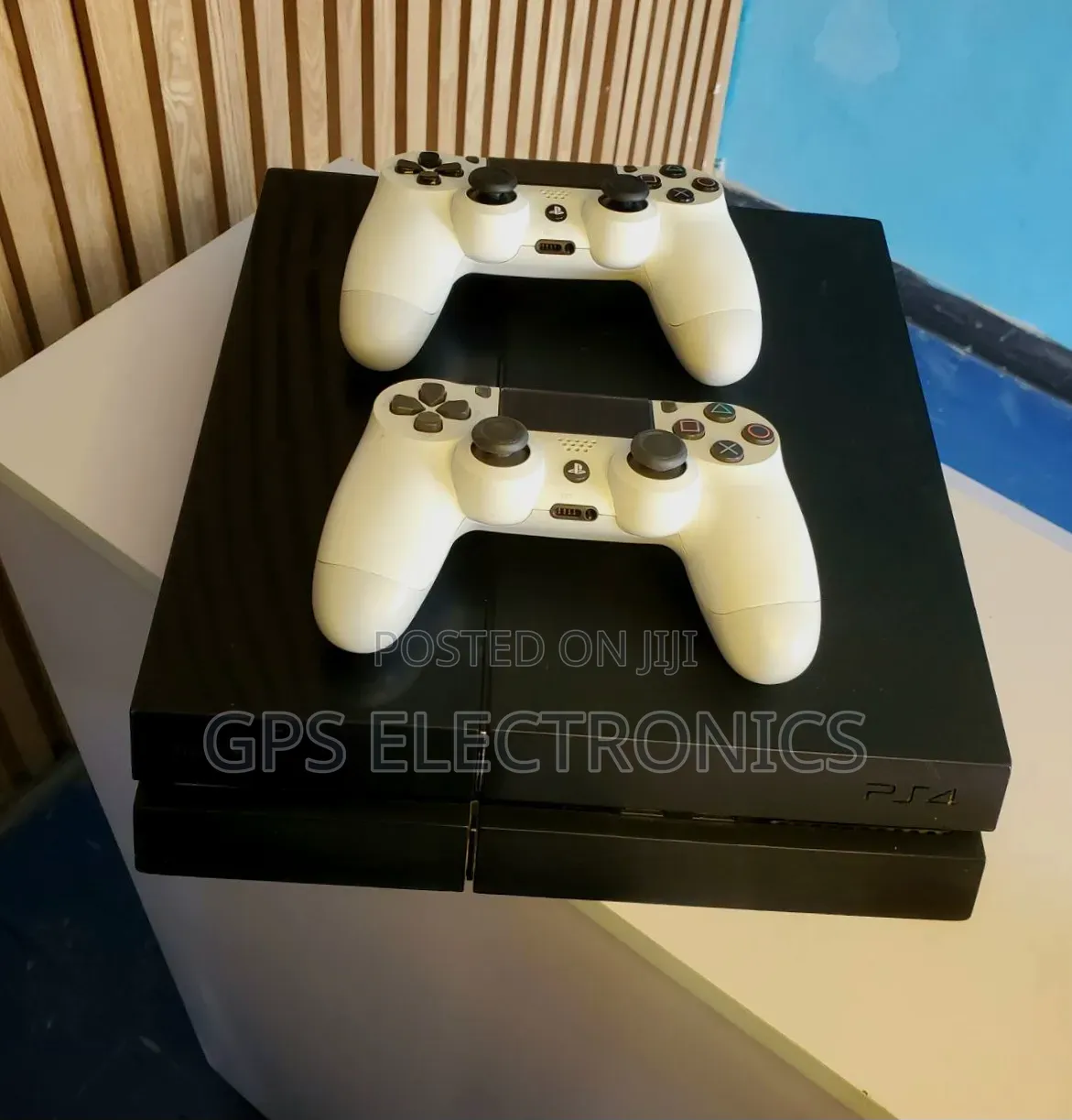 PS4 FAT ከ2 Original Joystick ጋር