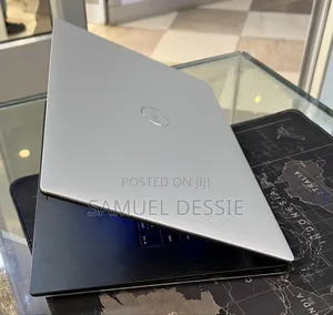 New Laptop Dell XPS 15 7590 16GB Intel Core i7 SSD 512GB