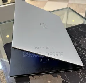 New Laptop Dell XPS 15 7590 16GB Intel Core i7 SSD 512GB