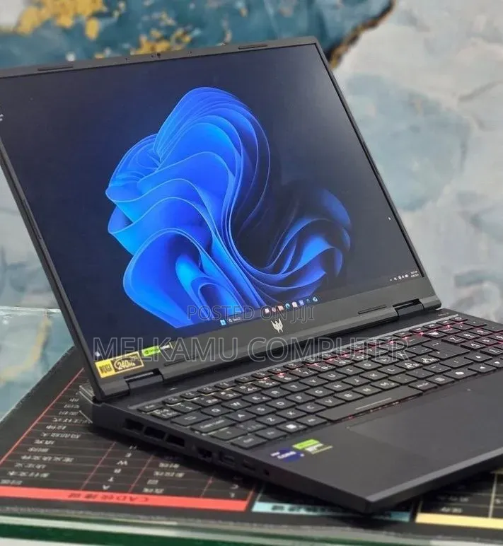 New Laptop Acer Predator Helios Neo 16 16GB Intel Core i9 SSD 1T