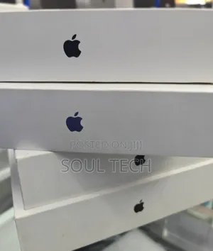 New Laptop Apple MacBook Air 2025 M4 16GB Apple M5 SSD 512GB