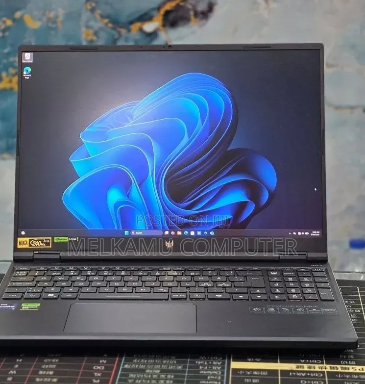 New Laptop Acer Predator Helios Neo 16 16GB Intel Core i9 SSD 1T