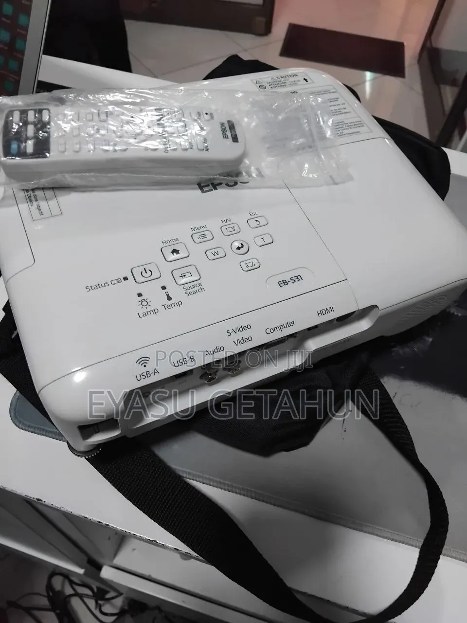 EPSON Projector
Model Name: EB-S31
Hardware Interface: VGA, USB, H