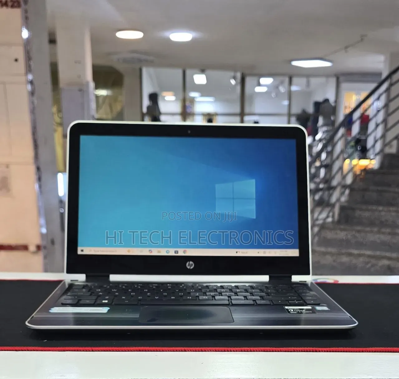 Laptop HP Pavilion 14 x360 2-in-1 4GB Intel Core i3 HDD 1T