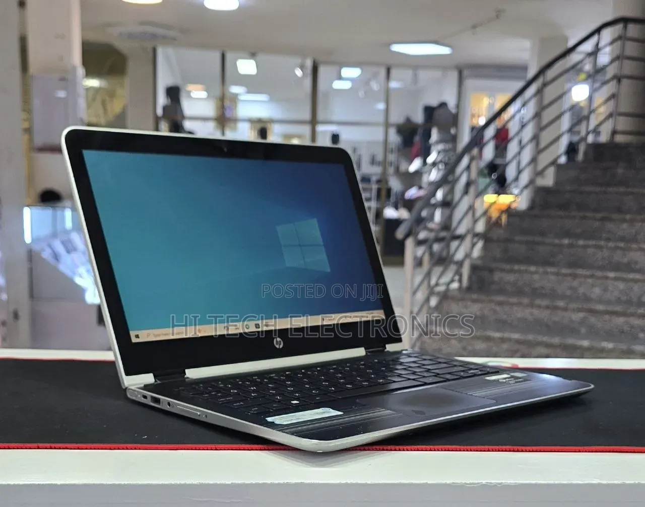 Laptop HP Pavilion 14 x360 2-in-1 4GB Intel Core i3 HDD 1T