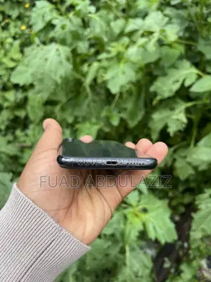 Apple iPhone XR 128 GB Black