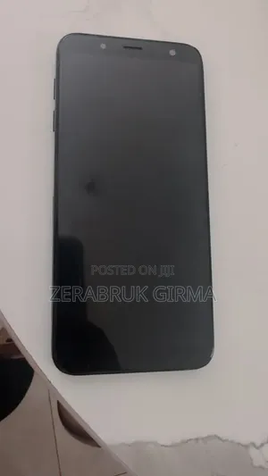 Samsung Galaxy J4 32 GB Black