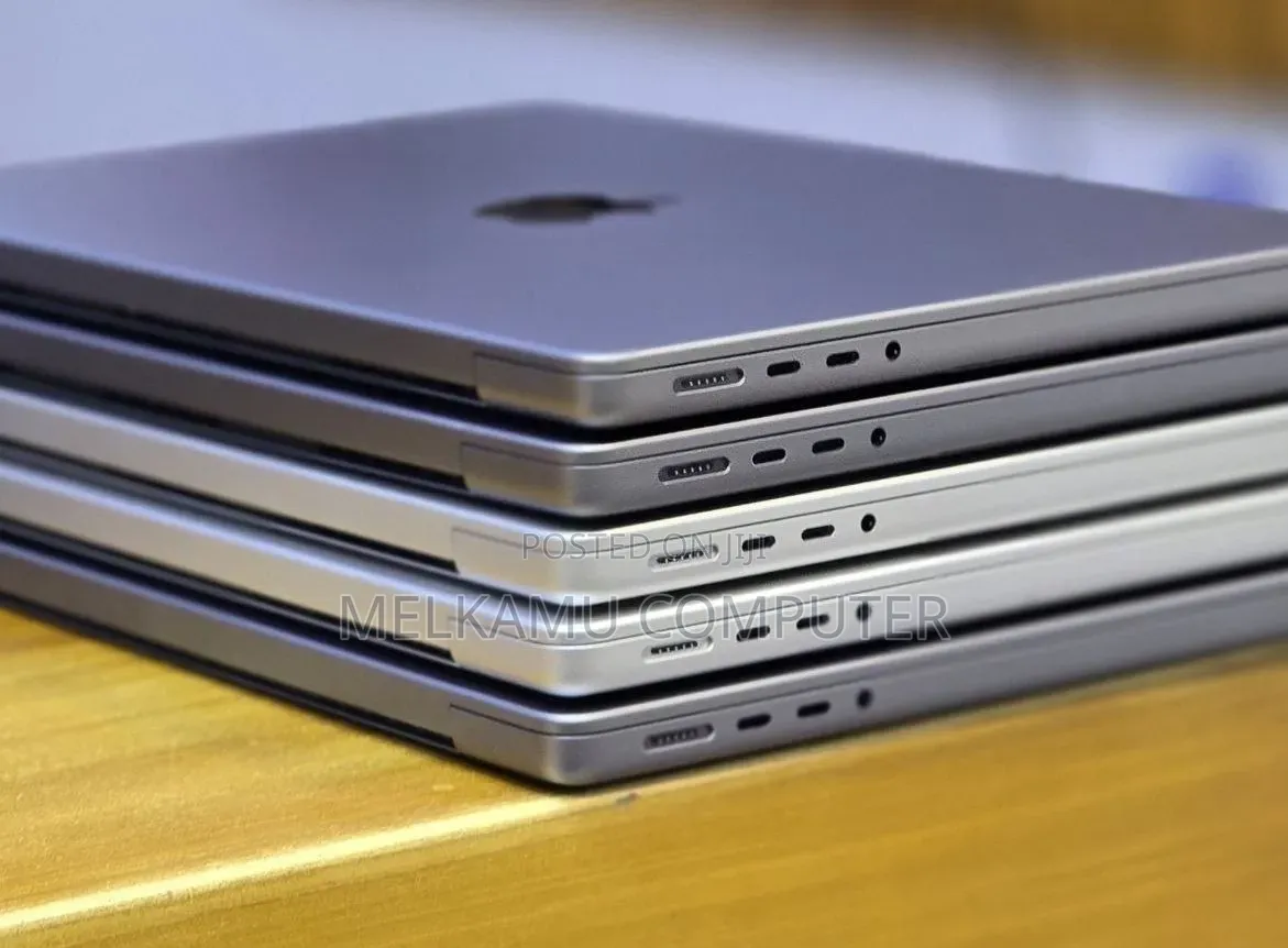 New Laptop Apple MacBook Pro 2021 M1 16GB Apple M1 SSD 512GB