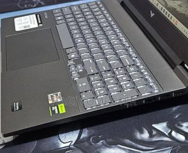 New Laptop HP Victus 15 16GB AMD Ryzen 7 SSD 512GB