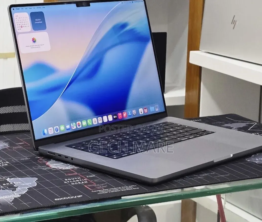 New Laptop Apple MacBook Pro 2021 M1 32GB Intel SSD 512GB