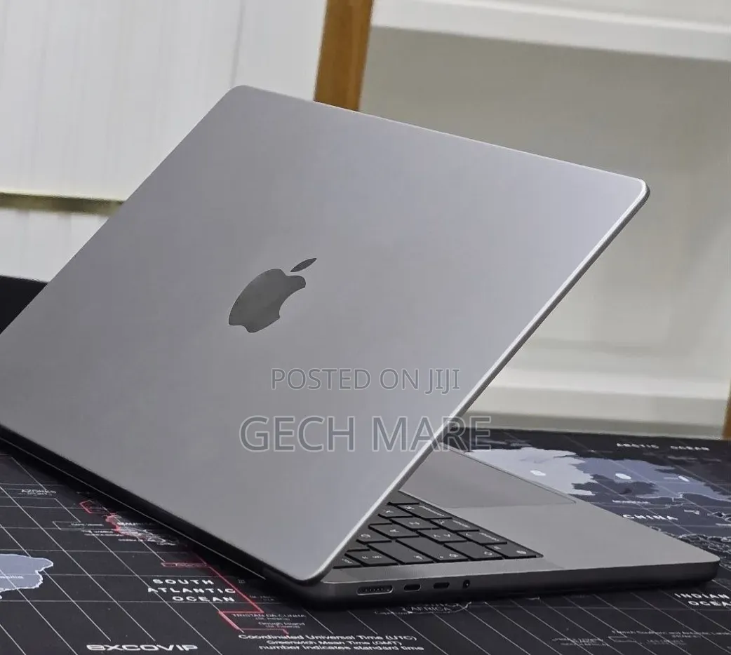 New Laptop Apple MacBook Pro 2021 M1 32GB Apple M1 Pro SSD 512GB